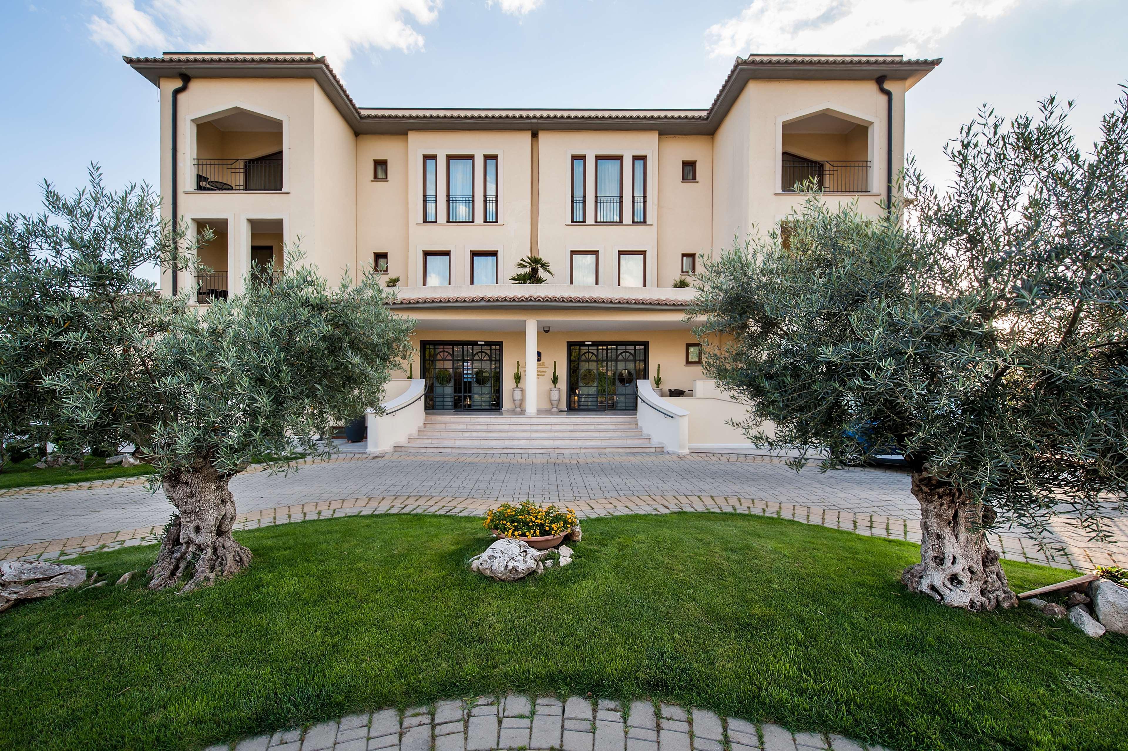 Best Western Premier Villa Fabiano Palace Hotel Rende Buitenkant foto